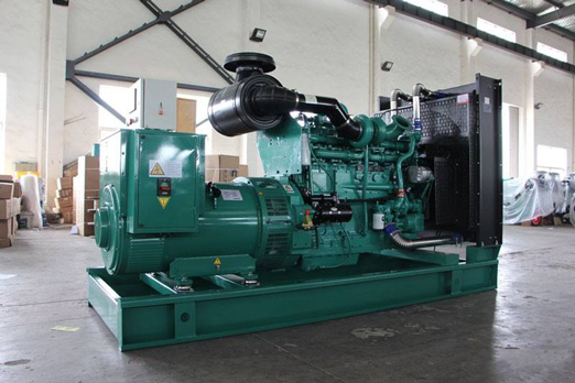 广元320kw康明斯柴油发电车出租